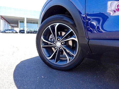 Used 2022 Buick Encore GX Select AWD/4WD image 8