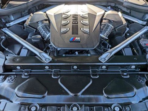 Certified 2025 BMW X7 M60i AWD/4WD image 25