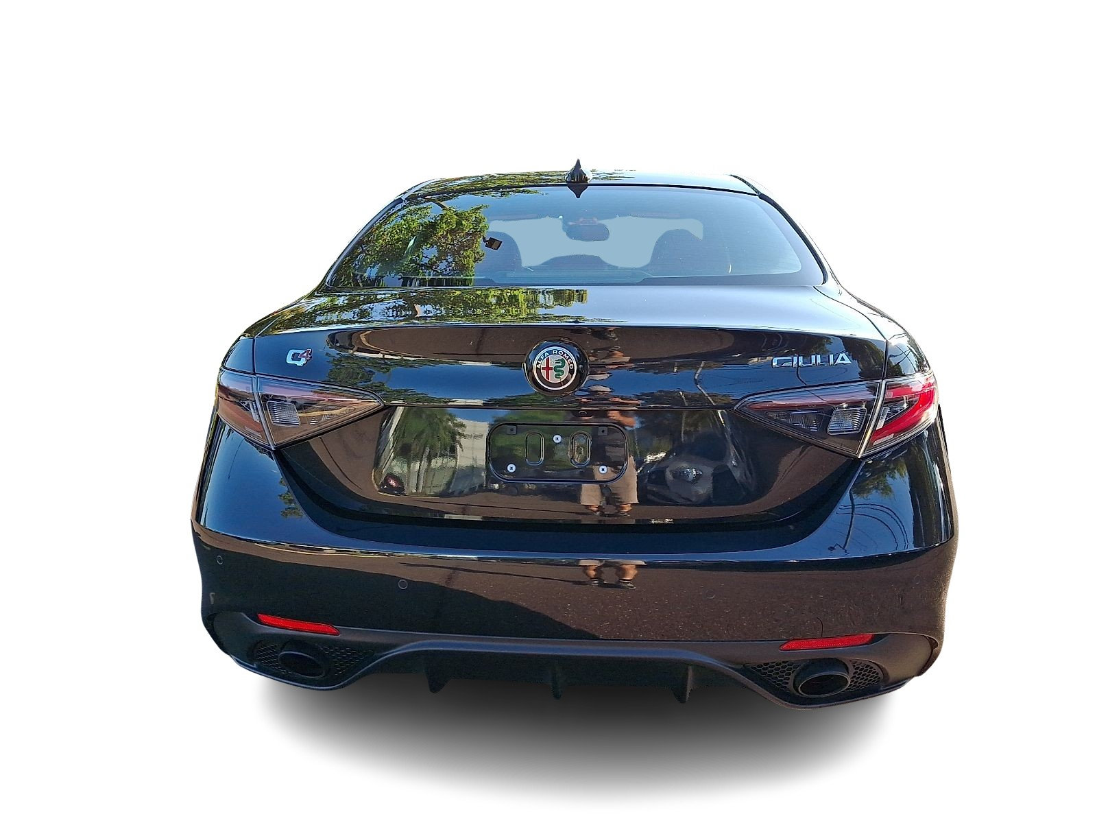 Used 2025 Alfa Romeo Giulia AWD w/ Veloce Package AWD image 5