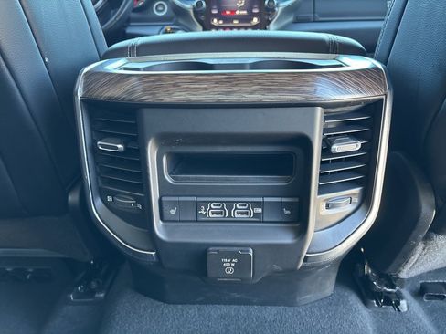 Used 2019 RAM 1500 Laramie image 46