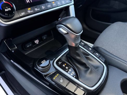 Used 2023 Kia Seltos S image 27