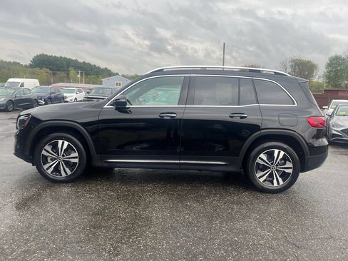 Used 2025 Mercedes-Benz GLB 250 4MATIC image 15