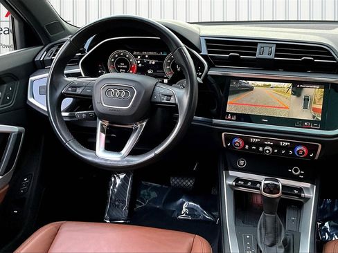 Used 2024 Audi Q3 2.0T Premium Plus image 8
