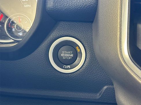 Used 2021 RAM 1500 Laramie image 27