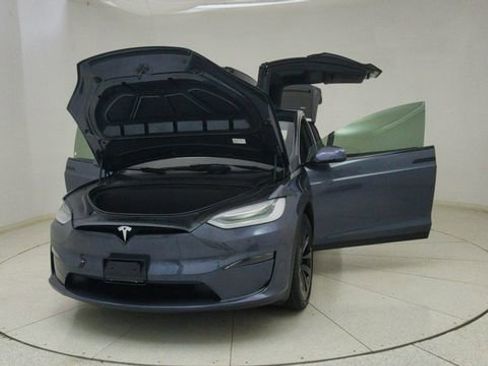 Used 2022 Tesla Model X image 75