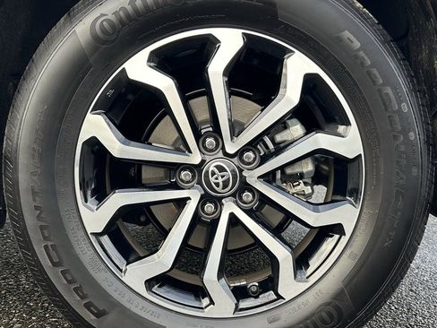 Certified 2025 Toyota Corolla Cross AWD Hybrid image 27