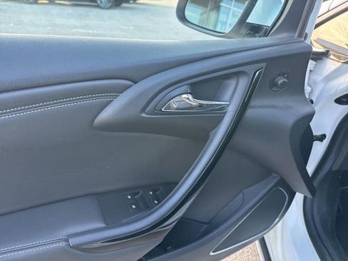 Used 2016 Buick Cascada Premium image 12