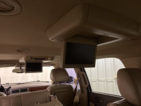 Used 2012 GMC Yukon XL SLT AWD/4WD image 26