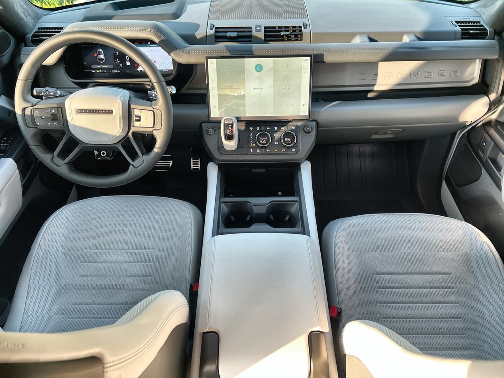 Certified 2026 Land Rover Defender 110 OCTA AWD/4WD image 12