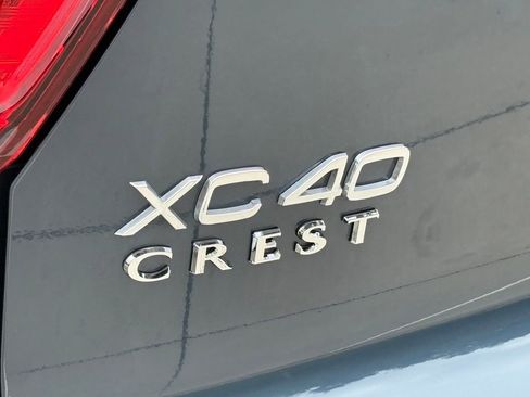 New 2026 Volvo XC40 B5 Plus w/ Protection Package Premier AWD/4WD image 6