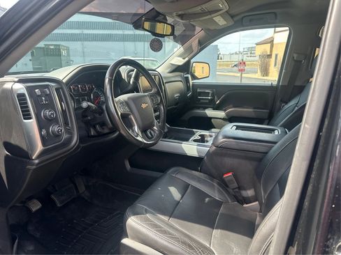 Used 2018 Chevrolet Silverado 1500 LTZ Z71 w/ LTZ Plus Package image 9