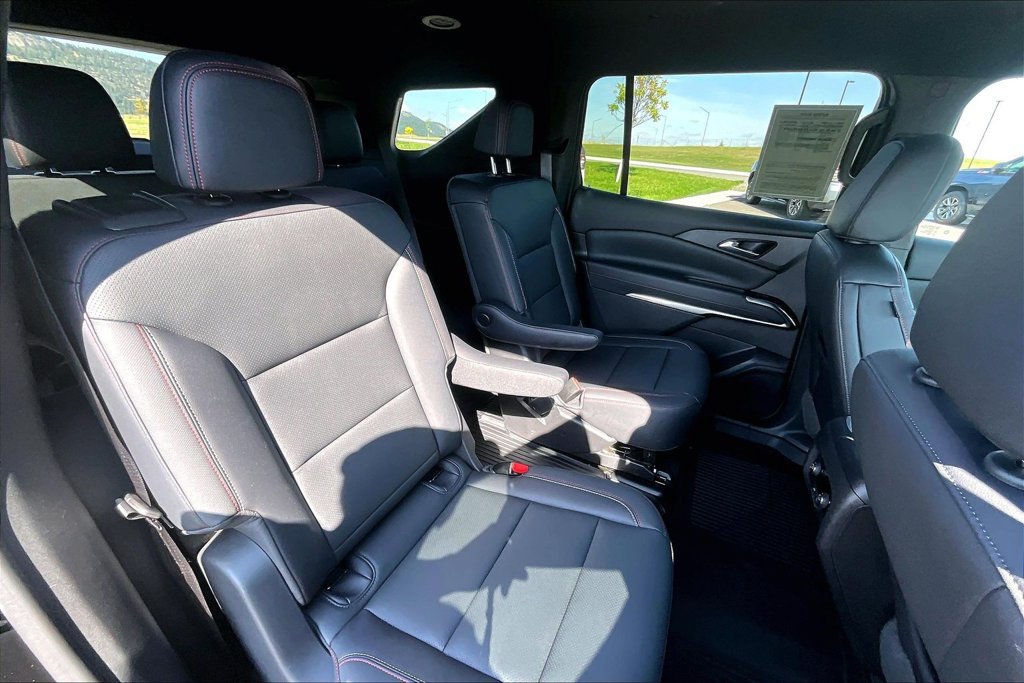 Used 2024 Chevrolet Traverse Z71 w/ LPO, Floor Liner Package AWD/4WD image 26