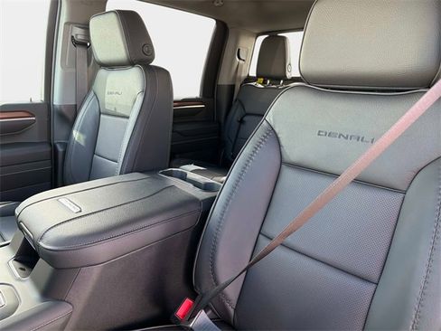 New 2026 GMC Sierra 2500 Denali w/ Denali Reserve Package image 20