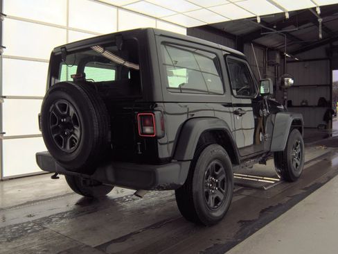 Used 2023 Jeep Wrangler Sport image 9