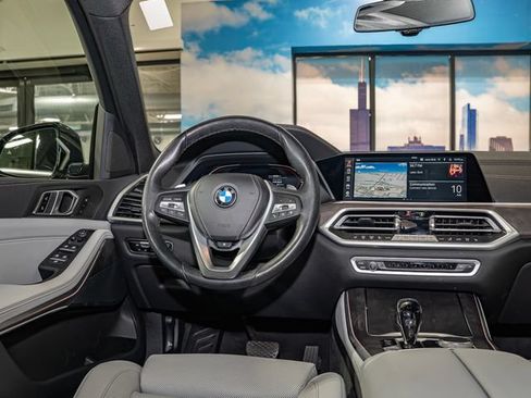Used 2023 BMW X5 xDrive40i w/ Parking Assistance Package AWD/4WD image 16