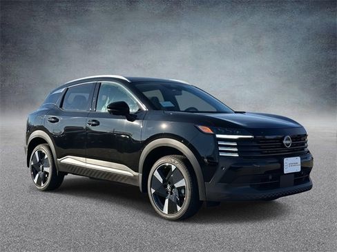 New 2026 Nissan Kicks SR image 1