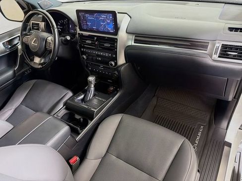 Used 2023 Lexus GX 460 Premium w/ Premium Package AWD/4WD image 35
