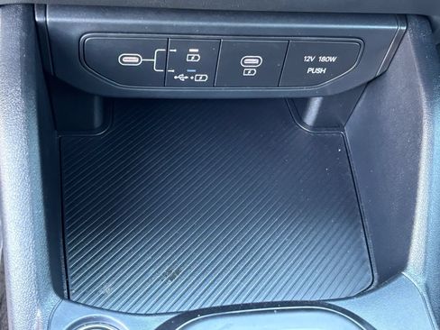 Used 2025 Kia K4 FWD image 31