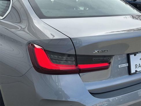 Certified 2025 BMW 330i xDrive 330i xDrive w/ Convenience Package image 10