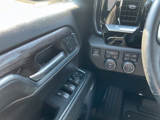 Used 2024 Chevrolet Silverado 1500 LTZ w/ LTZ Convenience Package II AWD/4WD image 25