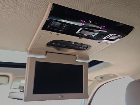 Used 2020 GMC Yukon XL SLT w/ Premium Edition image 15