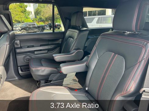 Used 2023 Ford Expedition Limited RWD image 23