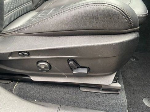 Used 2023 Alfa Romeo Stelvio Veloce image 36