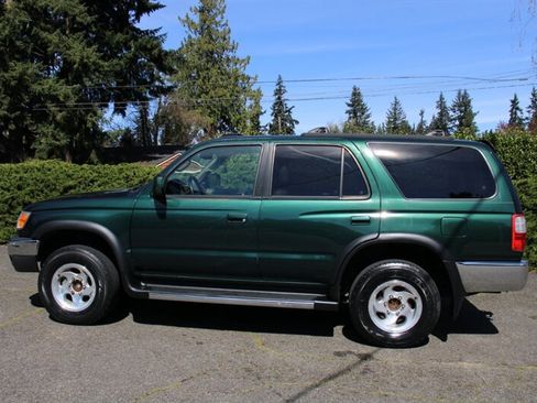 Used 2000 Toyota 4Runner SR5 image 13