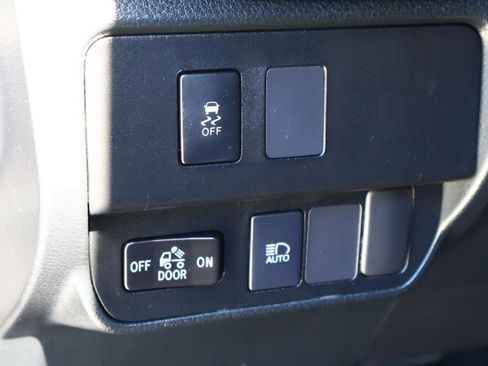 Used 2021 Toyota Tacoma SR image 23