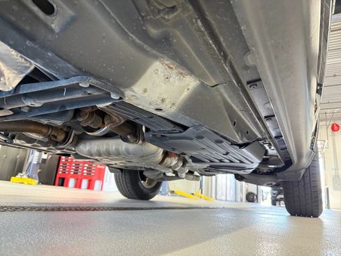 Used 2018 Jeep Grand Cherokee Laredo AWD/4WD image 43