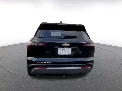 Used 2025 Chevrolet Equinox LT image 12