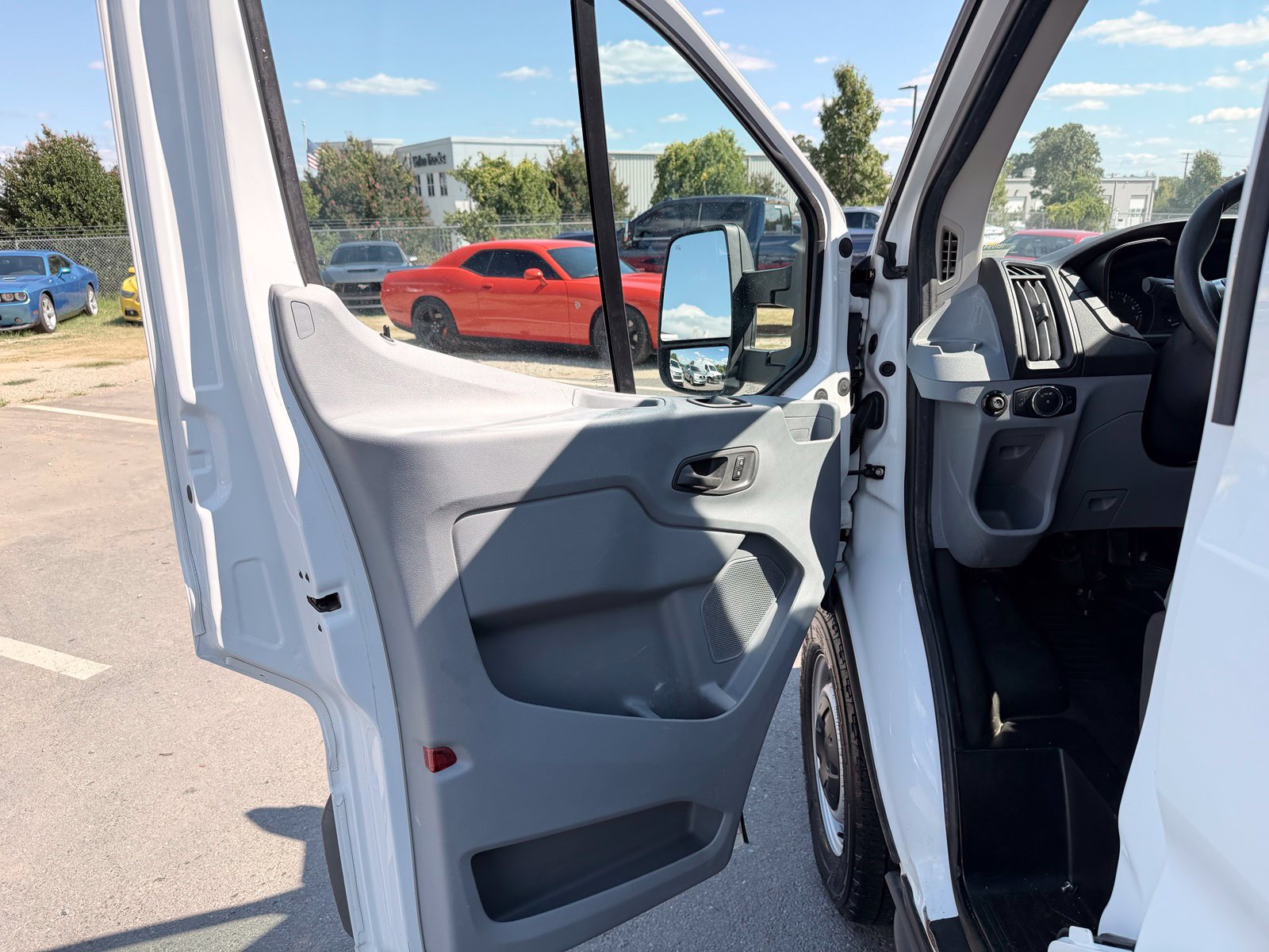Used 2018 Ford Transit 150 130 Low Roof RWD image 10