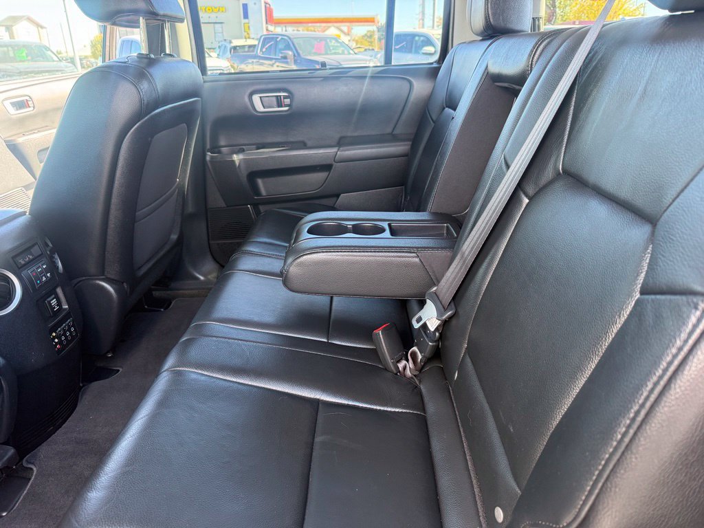 Used 2013 Honda Pilot Touring image 17