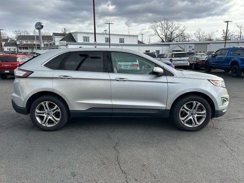 Used 2015 Ford Edge Titanium w/ Technology Package image 4