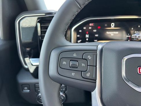New 2026 GMC Sierra 1500 SLE w/ Preferred Package image 13