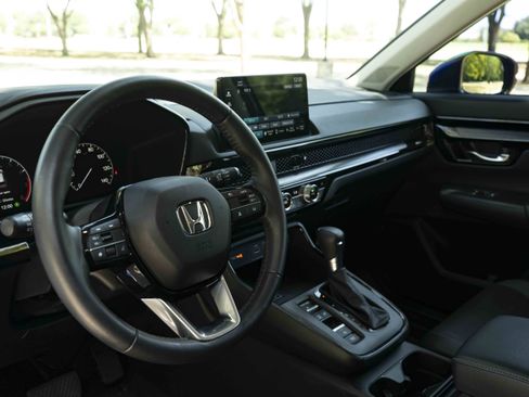 Used 2025 Honda CR-V EX-L image 16