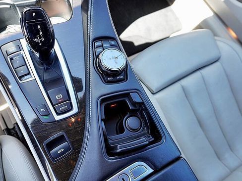 Used 2015 BMW 640i Convertible RWD image 26