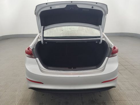 Used 2018 Hyundai Elantra Limited FWD image 29