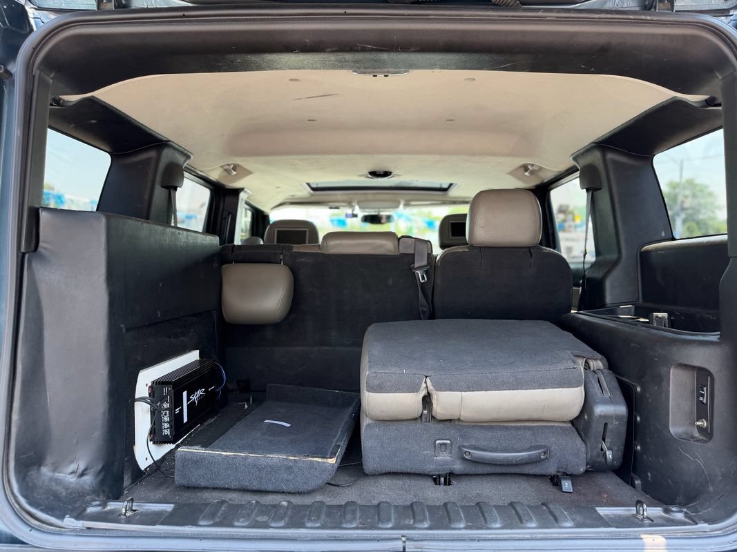 Used 2005 HUMMER H2 w/ Preferred Equipment Group AWD/4WD image 7