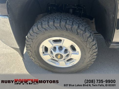 Used 2017 Chevrolet Silverado 2500 LT w/ True North Edition AWD/4WD image 16