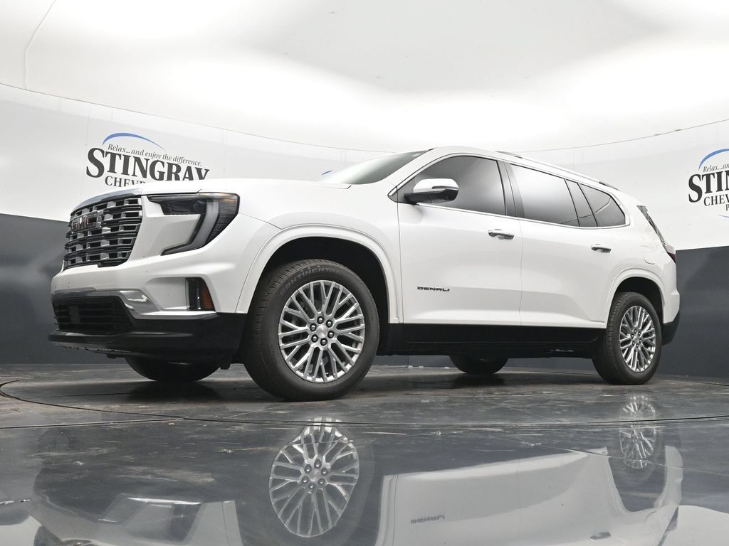 Used 2025 GMC Acadia Denali w/ LPO, Floor Liner Package FWD image 28