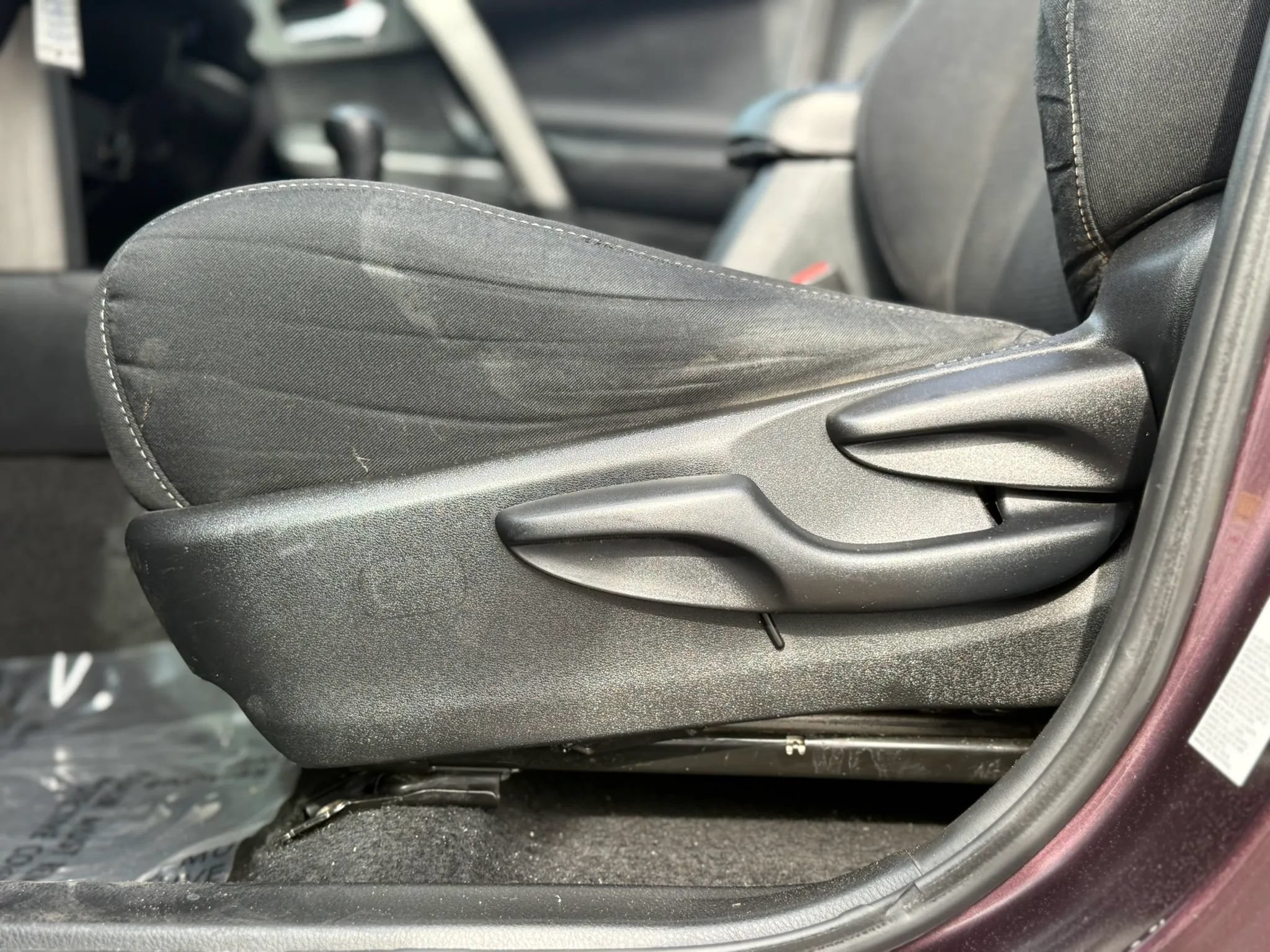 Used 2016 Toyota RAV4 XLE FWD image 39