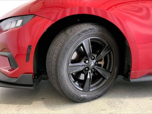 Used 2024 Ford Mustang Coupe RWD image 20