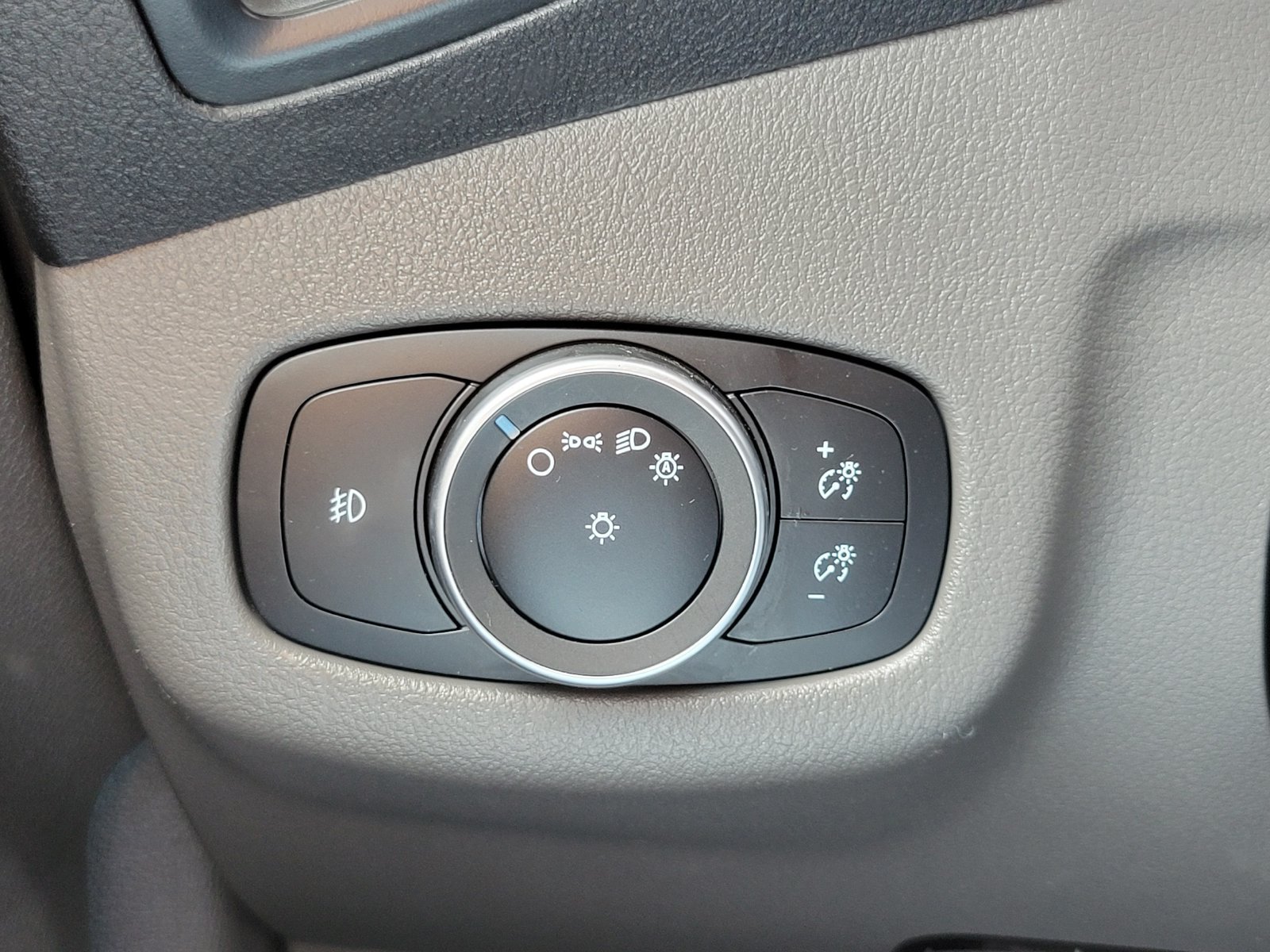 Used 2022 Ford Transit Connect XLT FWD image 15