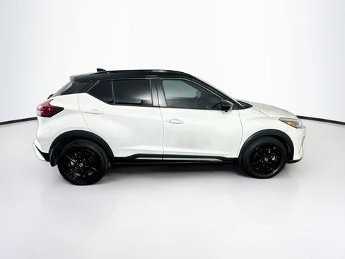 Used 2023 Nissan Kicks SR FWD image 10