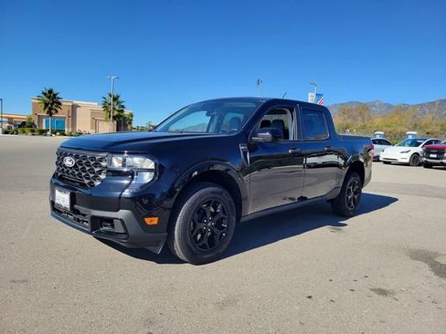 Used 2025 Ford Maverick XLT w/ XLT Luxury Package image 2