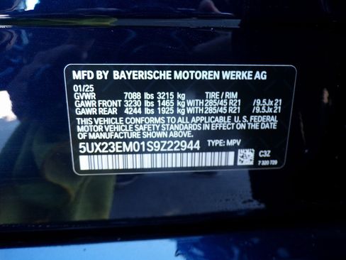 Certified 2025 BMW X7 xDrive40i image 25