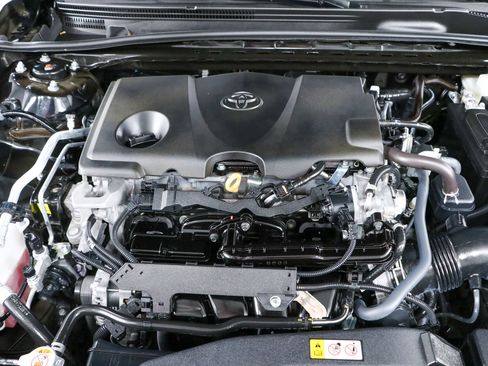 Used 2024 Toyota Camry SE FWD image 25