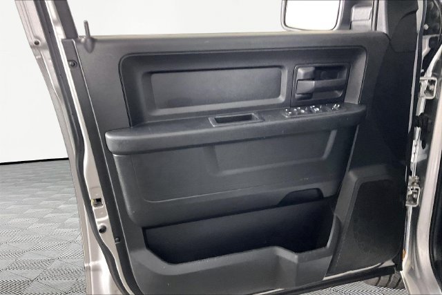 Used 2018 RAM 1500 Express w/ Express Value Package RWD image 18