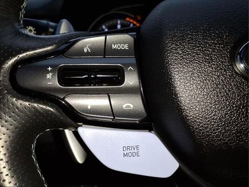 Used 2022 Hyundai Veloster N image 23